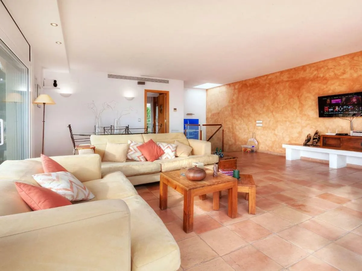Apartment Fane By Interhome Llanca